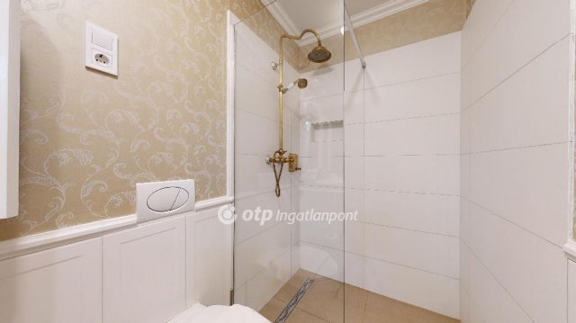 Eladó családi ház, Egerben 149 M Ft, 3 szobás