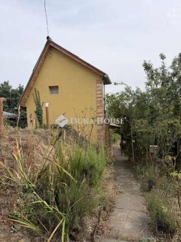 Eladó mezogazdasagi ingatlan, Komlón 10.9 M Ft