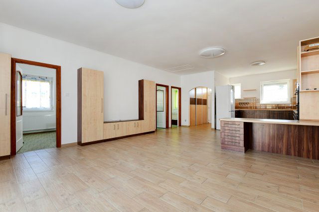 Eladó ikerház, Szigetszentmiklóson, Rezeda utcában 115 M Ft