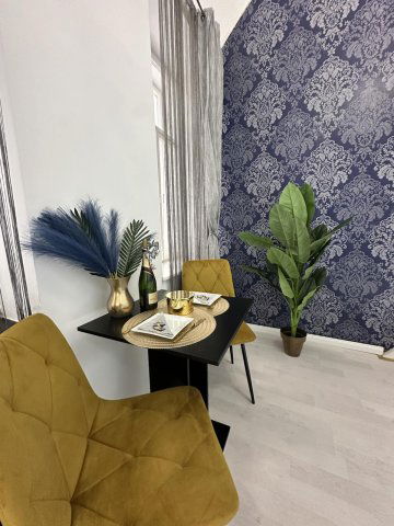 Eladó téglalakás, Budapesten, VI. kerületben 48.9 M Ft, 1 szobás