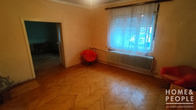 Eladó családi ház, Makón 27.9 M Ft, 3 szobás