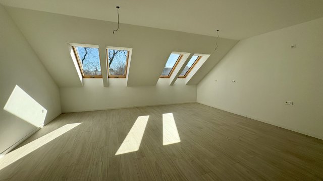 Eladó téglalakás, Debrecenben 106 M Ft, 4 szobás