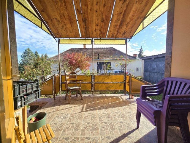 Eladó családi ház, Tabon 79 M Ft, 3 szobás