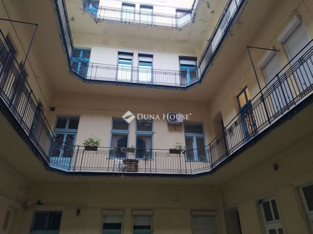 Kiadó téglalakás, albérlet, Budapesten, VII. kerületben