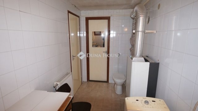 Eladó családi ház, Zalaegerszegen 18.9 M Ft, 2 szobás