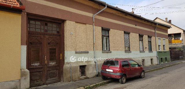 Eladó családi ház, Sátoraljaújhelyen 4.5 M Ft, 2+1 szobás
