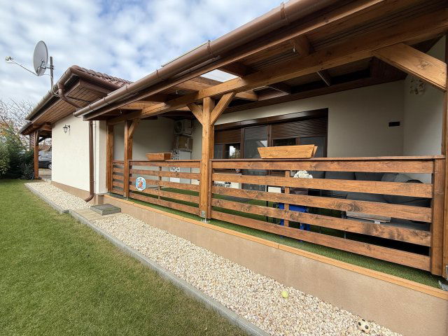 Eladó ikerház, Nyíregyházán 85.5 M Ft, 3 szobás