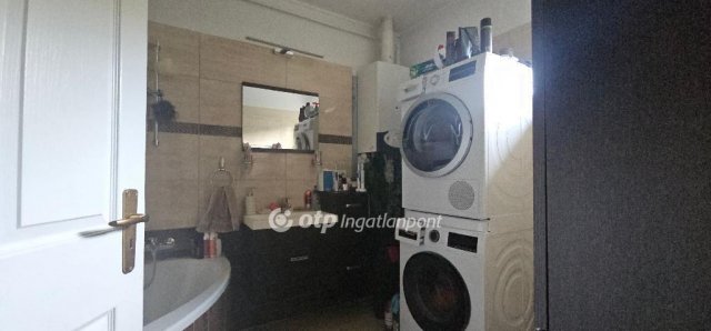 Eladó családi ház, Halásztelken 106.99 M Ft, 3 szobás