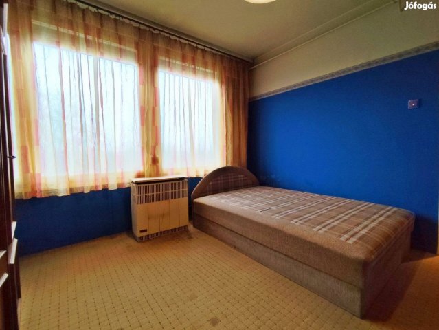 Eladó panellakás, Kaposszekcsőn 15 M Ft, 2 szobás