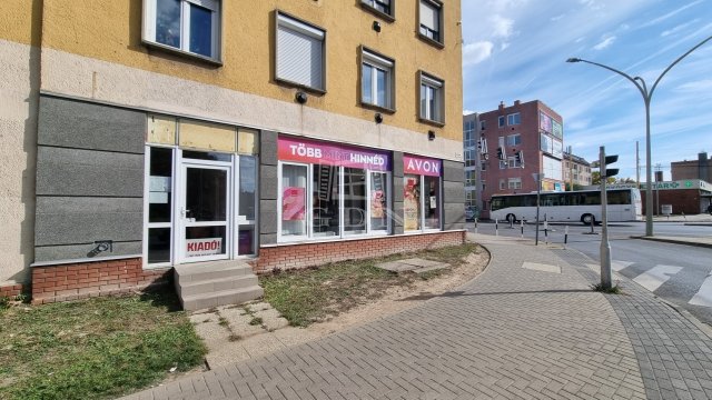 Kiadó üzlethelyiség, Székesfehérvárott 450 E Ft / hó