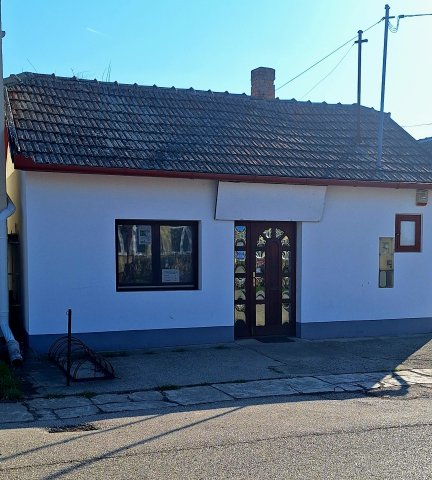 Eladó üzlethelyiség, Jászboldogházán 10.9 M Ft, 1 szobás