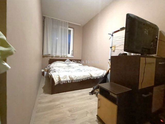 Eladó panellakás, Kecskeméten 50 M Ft, 3 szobás