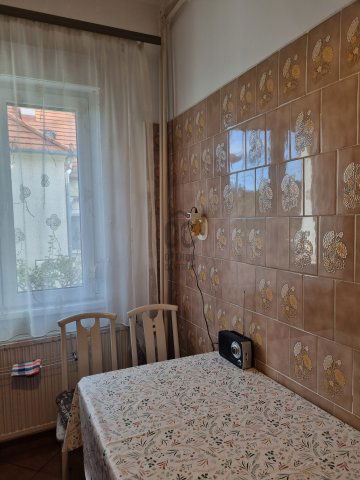 Eladó családi ház, Veszprémben 99 M Ft, 3 szobás