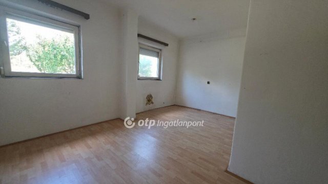Eladó családi ház, Budapesten, XVIII. kerületben 68.9 M Ft