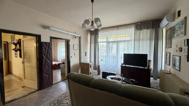 Eladó családi ház, Sükösdön 43.5 M Ft, 5 szobás