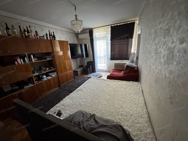 Eladó téglalakás, Törökszentmiklóson 23.5 M Ft, 2 szobás