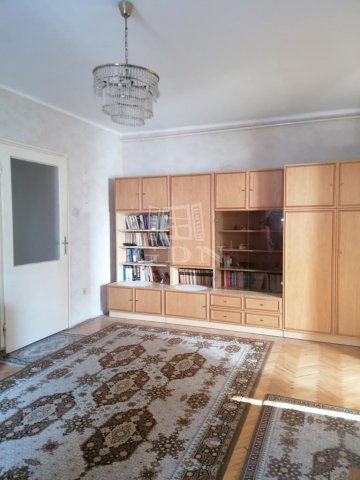 Eladó téglalakás, Szegeden 55.9 M Ft, 3 szobás