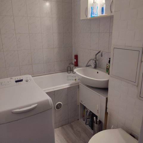 Kiadó panellakás, albérlet, Budapesten, XV. kerületben, 2 szobás