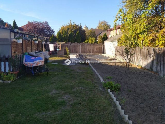 Eladó családi ház, Budapesten, XIV. kerületben 99 M Ft, 1 szobás