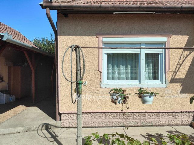 Eladó családi ház, Mezőberényben 73 M Ft, 3+1 szobás