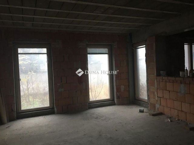 Eladó ikerház, Budapesten, XX. kerületben 119 M Ft, 1 szobás