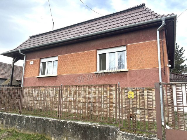 Eladó családi ház, Mohorán 29.9 M Ft, 4 szobás