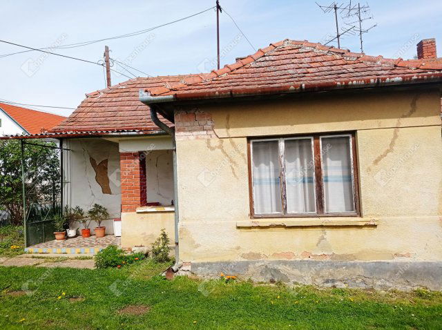 Eladó családi ház, Hagyárosböröndön 6.5 M Ft, 2 szobás