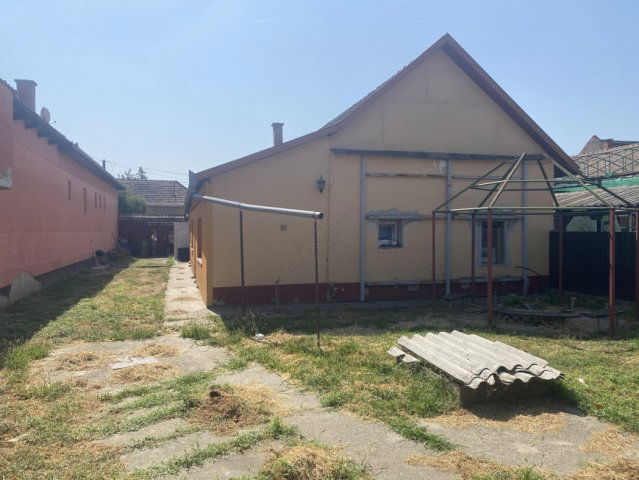Eladó családi ház, Hódmezővásárhelyen 52 M Ft, 5+2 szobás