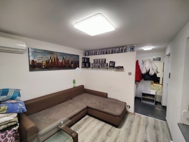 Eladó családi ház, Budapesten, IV. kerületben 150 M Ft, 6 szobás