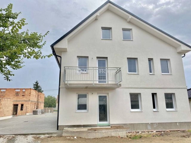 Eladó téglalakás, Répcelakon, Petőfi Sándor utcában 46.2 M Ft