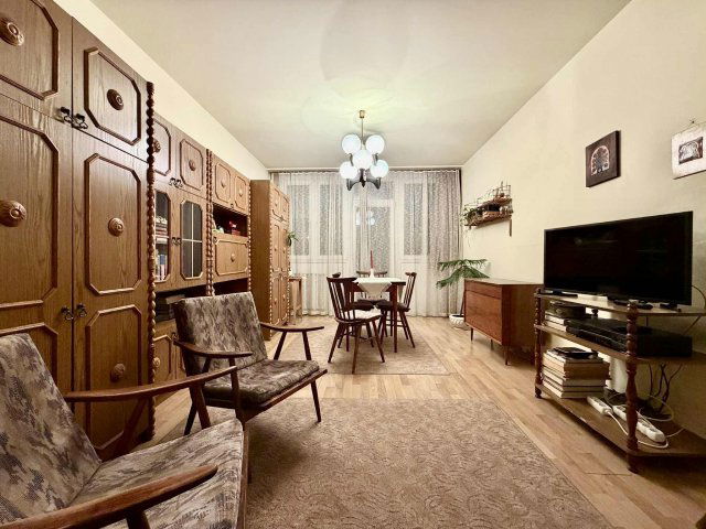 Eladó téglalakás, Kecskeméten 42 M Ft, 2 szobás