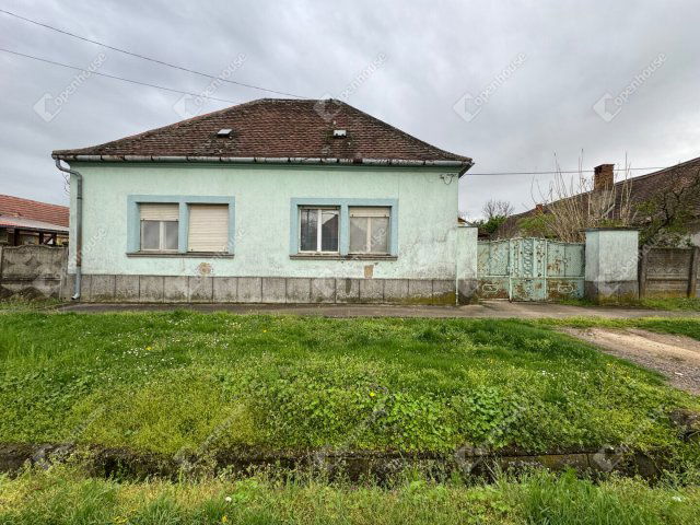 Eladó családi ház, Pusztacsón 24.9 M Ft, 3 szobás