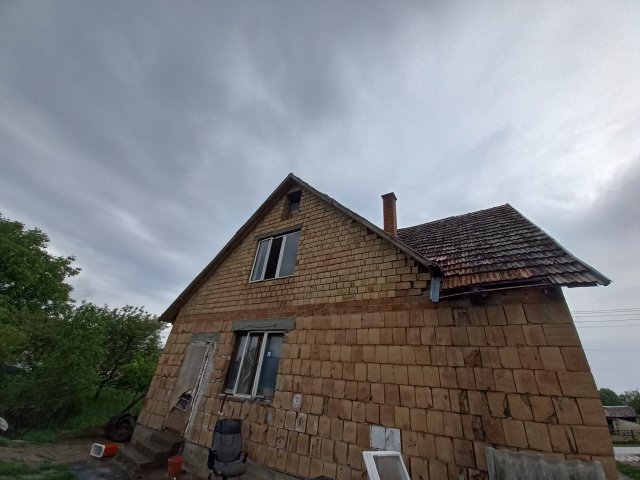 Eladó családi ház, Dencsházán 24.6 M Ft, 6 szobás