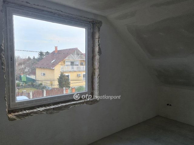 Eladó ikerház, Gyálon 149.9 M Ft, 4 szobás