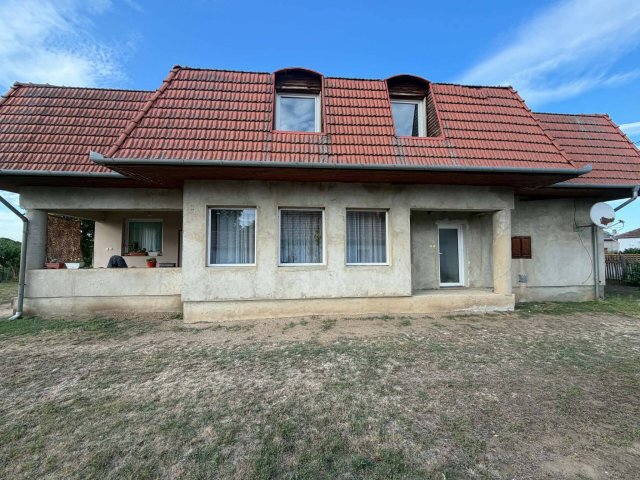 Eladó családi ház, Nyírtelken 62.999 M Ft, 6 szobás