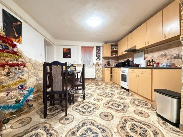 Eladó családi ház, Vönöckön 19.99 M Ft, 3 szobás