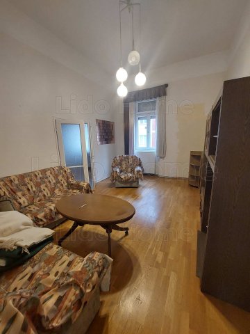 Eladó téglalakás, Kaposváron 59.1 M Ft, 3+1 szobás