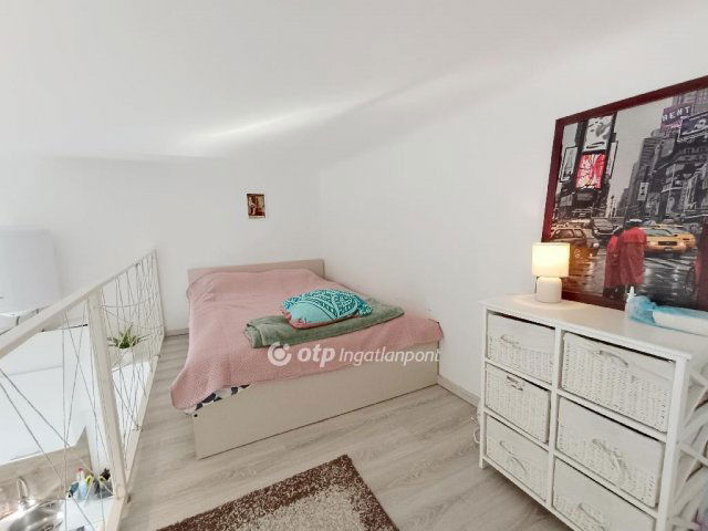 Eladó téglalakás, Budapesten, IX. kerületben 99.9 M Ft, 4 szobás