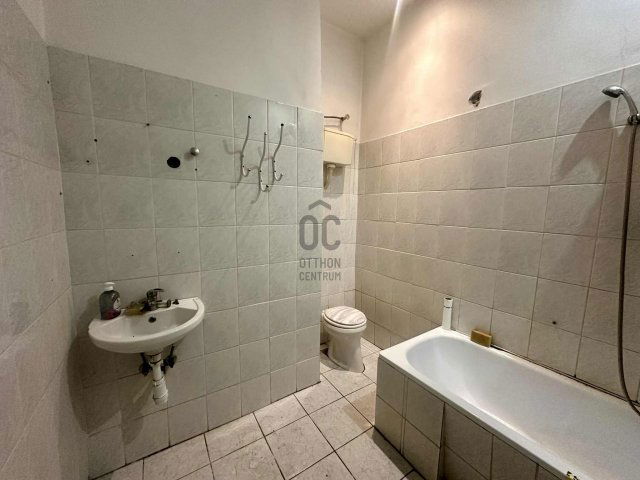 Eladó téglalakás, Budapesten, VII. kerületben 39.9 M Ft