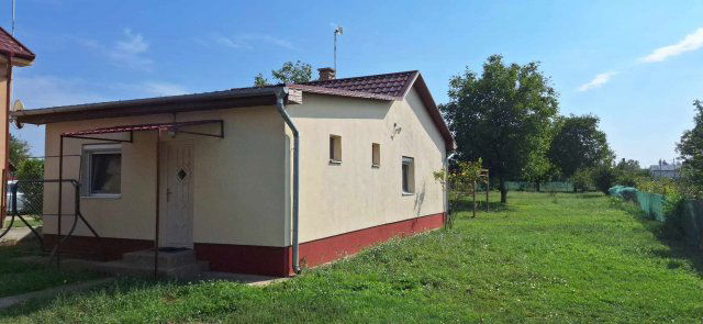 Eladó családi ház, Debrecenben 42 M Ft, 2 szobás