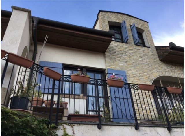 Eladó családi ház, Pomázon 198 M Ft, 6 szobás