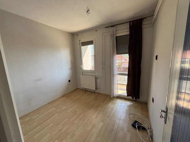 Eladó téglalakás, Egerben 48 M Ft, 2+1 szobás