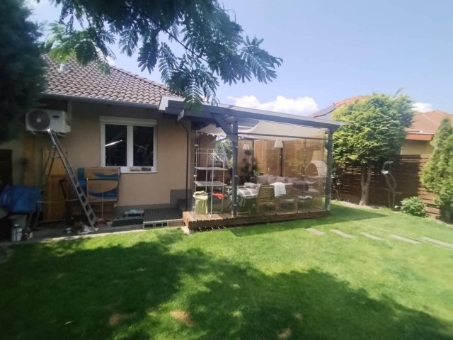 Eladó ikerház, Pécelen 114.9 M Ft, 4 szobás