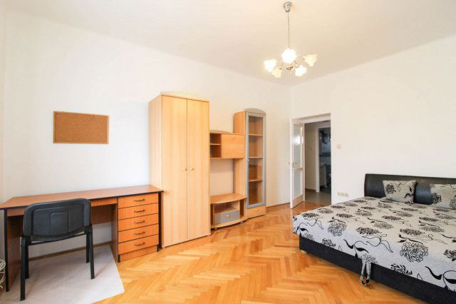 Kiadó téglalakás, albérlet, Debrecenben 180 E Ft / hó, 2 szobás