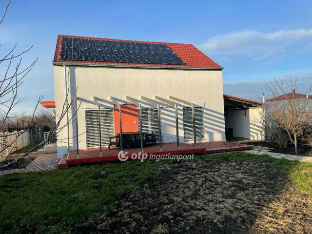 Kiadó családi ház, albérlet, Ebesen 350 E Ft / hó, 5+1 szobás