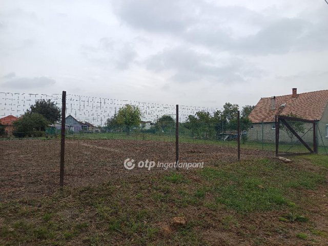 Eladó telek, Tiszaigaron 2.5 M Ft / költözzbe.hu