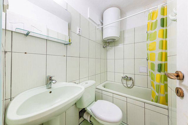 Eladó téglalakás, Budapesten, VII. kerületben 46.9 M Ft