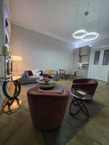 Kiadó téglalakás, albérlet, Budapesten, V. kerületben, 3 szobás