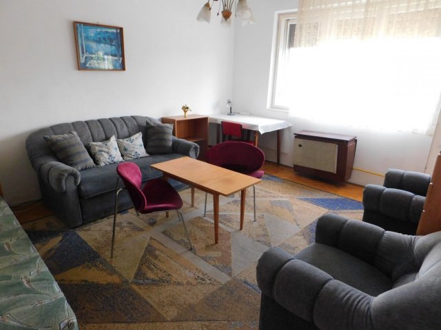 Kiadó téglalakás, albérlet, Debrecenben 185 E Ft / hó, 2 szobás