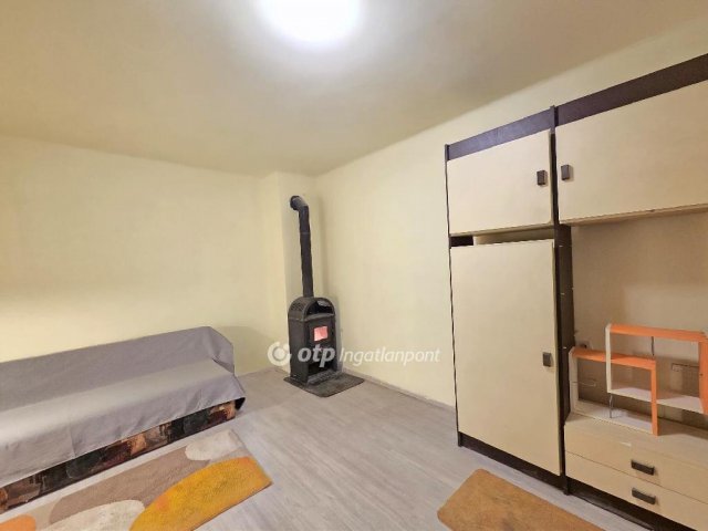 Eladó családi ház, Gyömrőn 16.9 M Ft, 1 szobás
